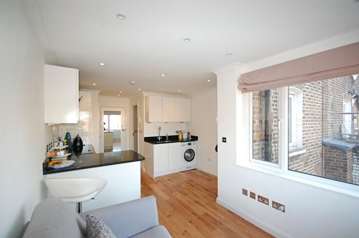 1 Bedroom Flat For Sale In Westbourne Terrace, London, W2
