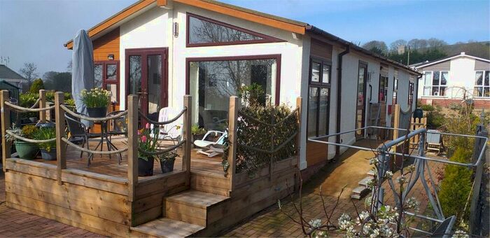 2 Bedroom Park Home For Sale In Doddington Heights Park, Earls Ditton Lane, Hopton Wafers, Kidderminster, DY14