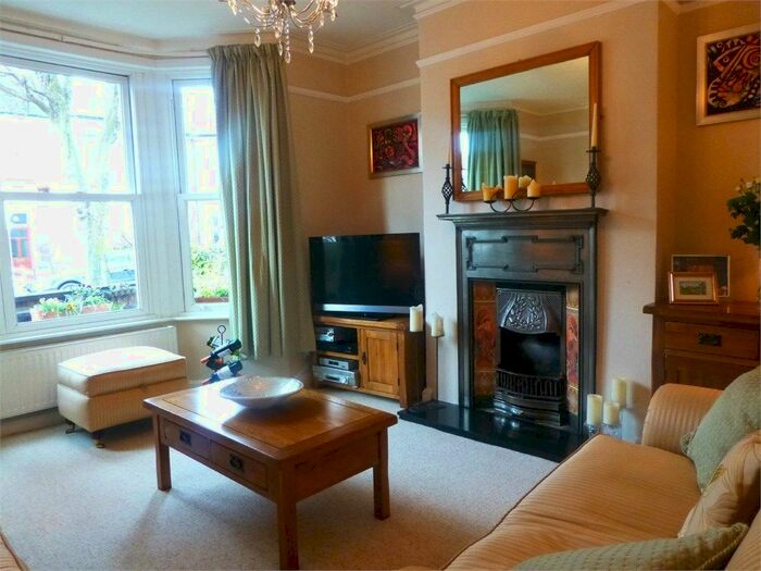 4 Bedroom Terraced House To Rent In Grove Avenue, Hanwell, London W7