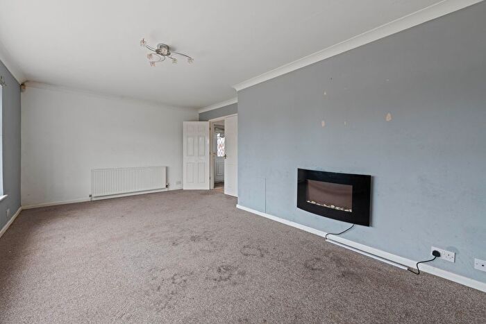 2 Bedroom Detached Bungalow For Sale In Dutton Avenue, Skegness, PE25