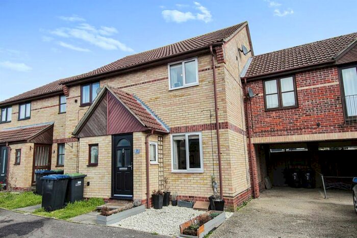 3 Bedroom Terraced House For Sale In Calfe Fen Close, Soham, Ely, CB7