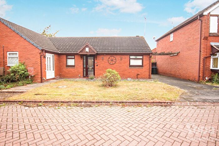 2 Bedroom Semi-detached Bungalow For Sale In Sundew Street, Coventry, CV2