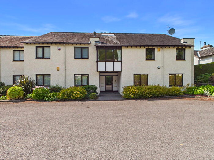3 Bedroom Flat For Sale In Bellman Close, Windermere, The Lake District, LA23