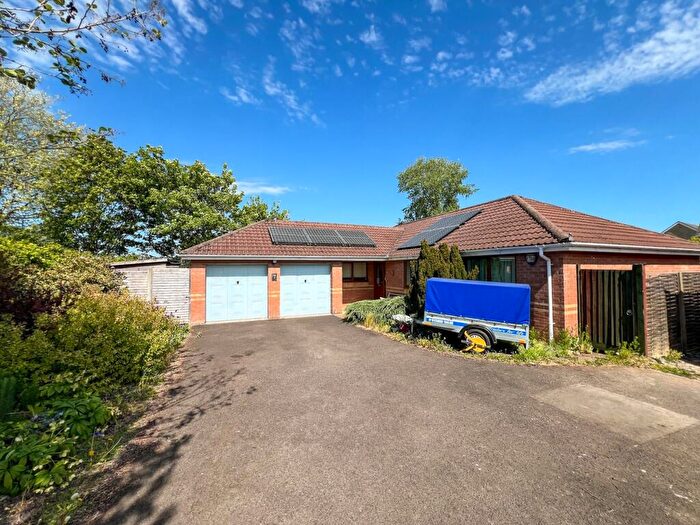 3 Bedroom Detached Bungalow For Sale In Wilton Orchard, Street, BA16
