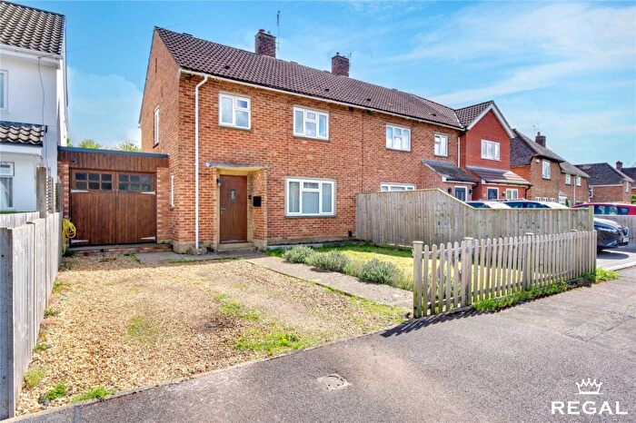3 Bedroom Semi Detached House For Sale In Barnes Crescent, Wimborne, BH21