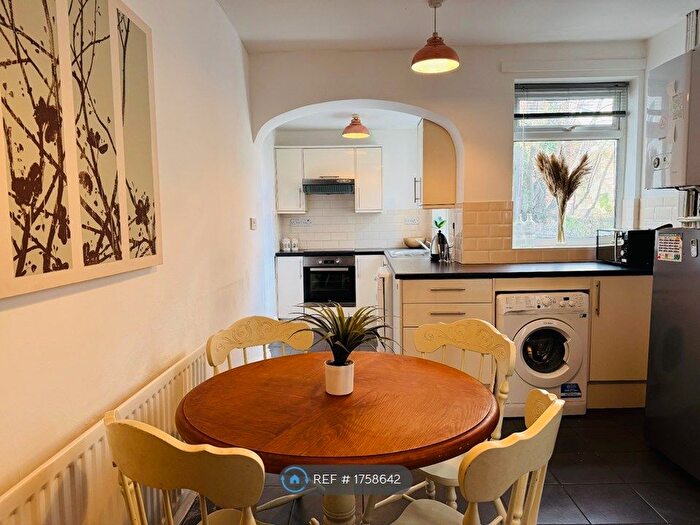 5 Bedroom Terraced House To Rent In Sheldon Road, Sheffield, S7