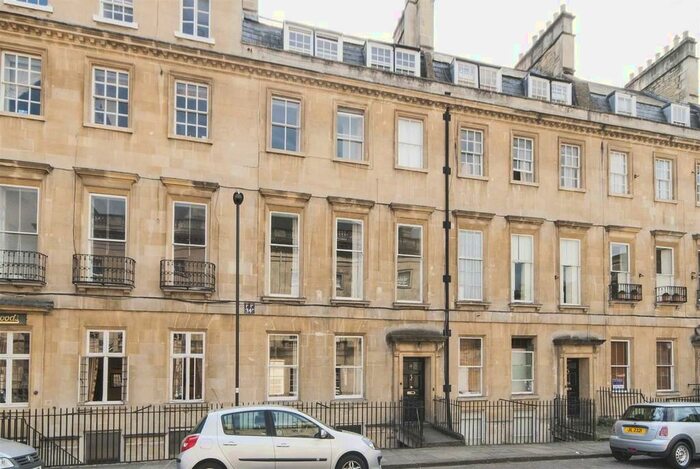 2 Bedroom Apartment To Rent In Alfred Street, Bath, BA1
