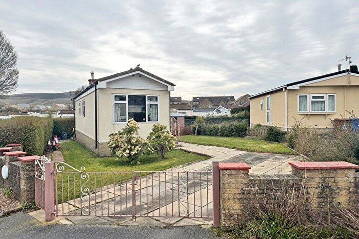 1 Bedroom Detached House For Sale In The Crescent, Overdale Park, Skipton, BD23