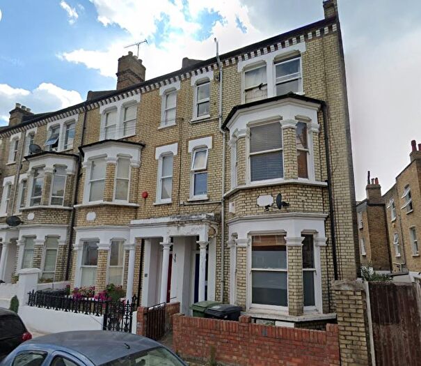 5 Bedroom Terraced House To Rent In Prideaux Road, London, SW9