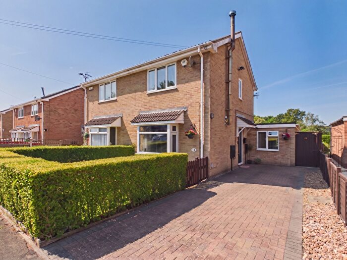 2 Bedroom Semi-Detached House For Sale In Grampian Drive, Arnold, Nottingham, NG5