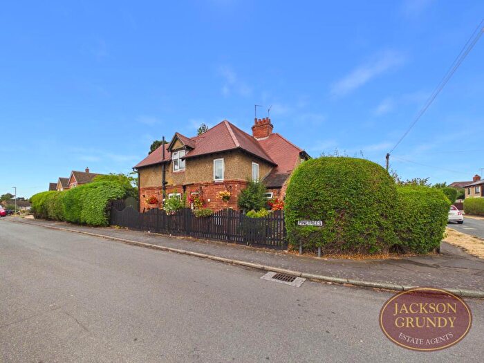 3 Bedroom Semi-Detached House For Sale In Cottarville, Weston Favell, NN3