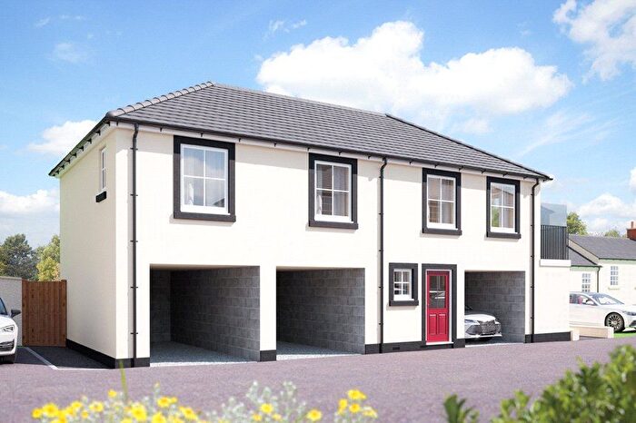 2 Bedroom Maisonette For Sale In Higher Newham Farm, Truro, Cornwall, TR1