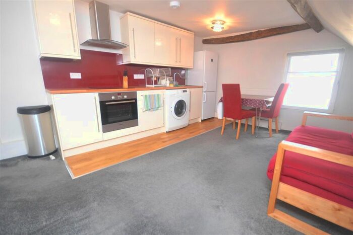 1 Bedroom Flat To Rent In London Street, Reading, RG1
