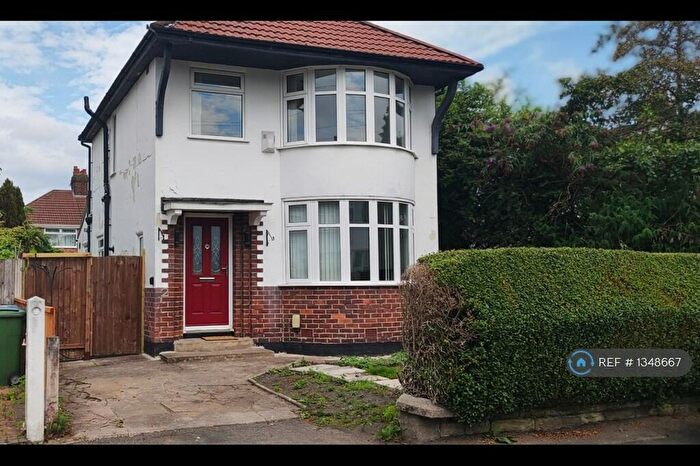 3 Bedroom Detached House To Rent In Wilcott Drive, Sale, M33