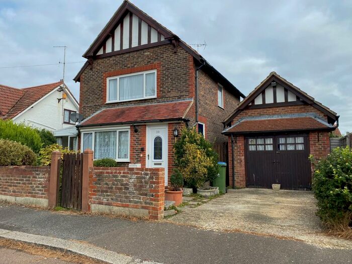 2 Bedroom Detached House To Rent In Shelley Road, Bognor Regis, PO21