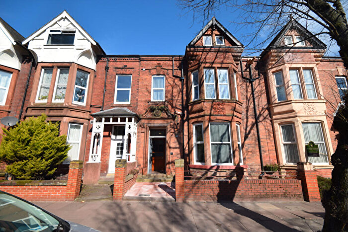 2 Bedroom Flat To Rent In Flat, Warwick Road, CA1