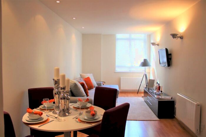 1 Bedroom Apartment To Rent In City Road, London, EC1V