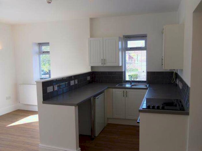 1 Bedroom Flat To Rent In Newton Lane, Chester, CH2