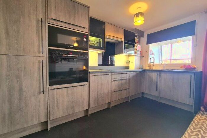 1 Bedroom Flat To Rent In Lemare Lodge, Bromley, BR2