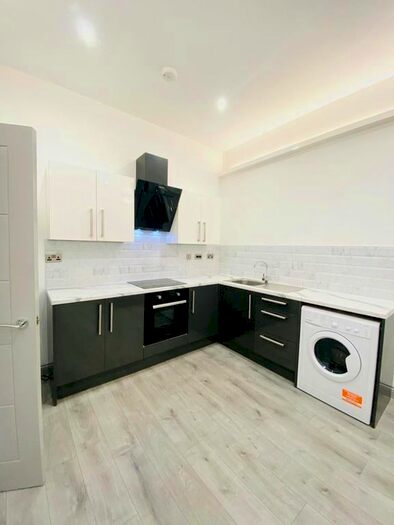 1 Bedroom Flat To Rent In Waterloo Street, St Helens, WA10