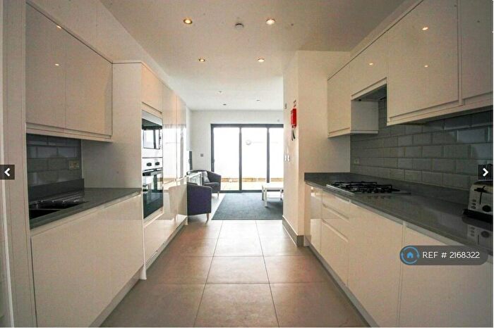 4 Bedroom Terraced House To Rent In Hazel Mews, London, N15