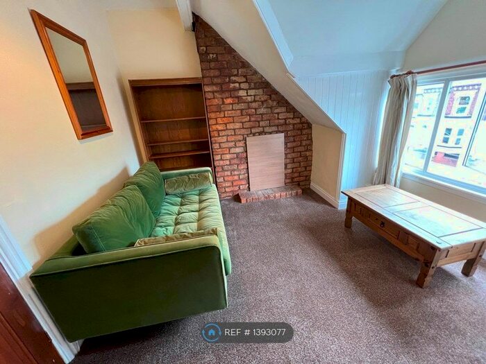 1 Bedroom Flat To Rent In Wilderspool Causeway, Warrington, WA4