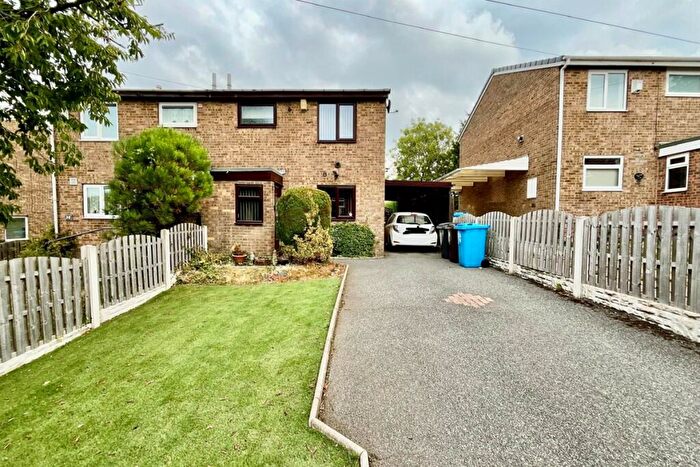 3 Bedroom Semi-Detached House For Sale In Spinkhill Avenue, Sheffield, S13