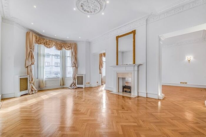 5 Bedroom Flat To Rent In Palace Gate, London, W8