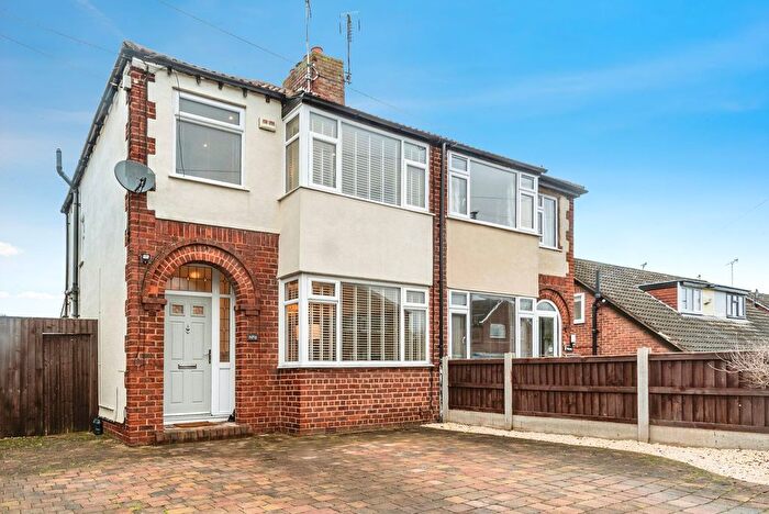 3 Bedroom Semi Detached House For Sale In Shepherds Lane, Chester, CH2