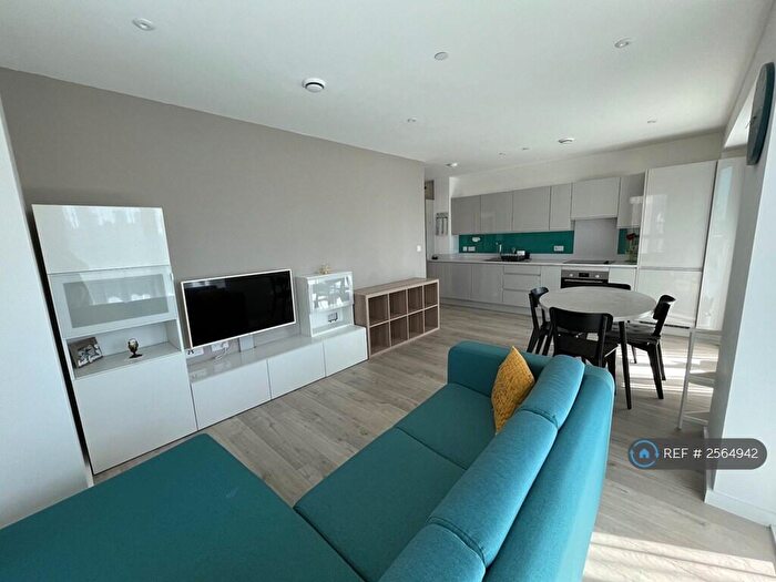 2 Bedroom Flat To Rent In Effra Gardens, London, E16