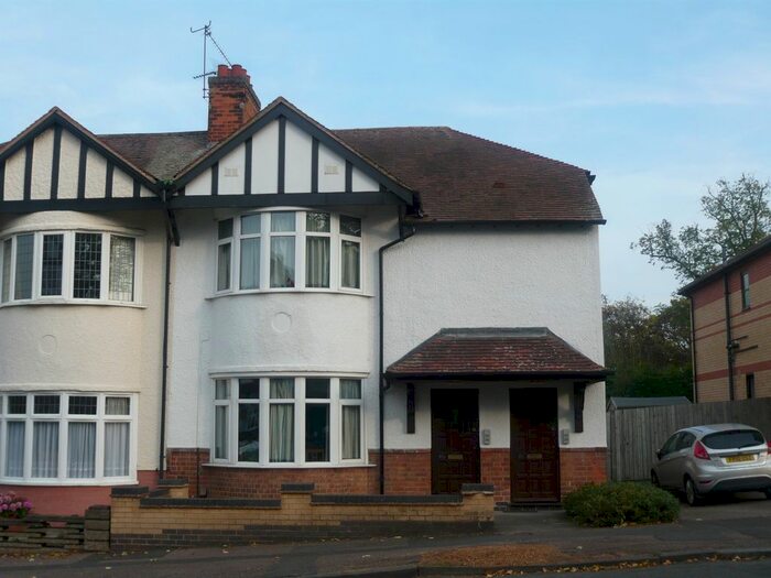 2 Bedroom Flat To Rent In Guilford Road, Leicester, LE2