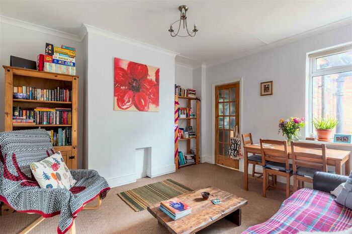 2 Bedroom Flat To Rent In Heatherslaw Road, Fenham, NE4