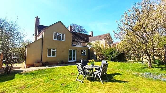 5 Bedroom Semi-Detached House For Sale In Old Forge Road, Great Rollright, OX7