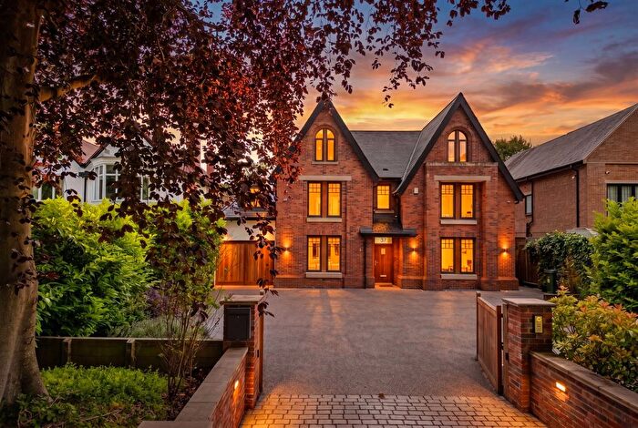 5 Bedroom Detached House For Sale In Alderbrook Road, Solihull, B91