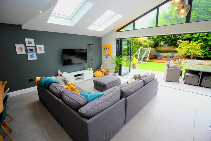 4 Bedroom Detached House To Rent In Dane Road, Sale, M33