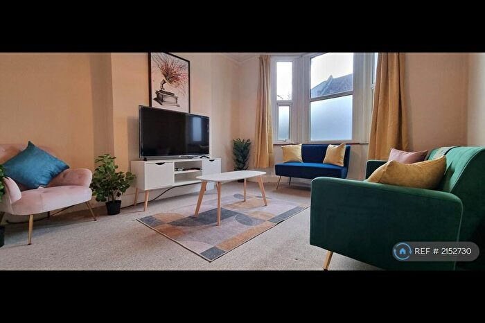 4 Bedroom Terraced House To Rent In Burns Road, London, NW10