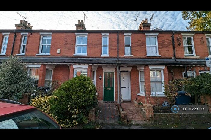 2 Bedroom Terraced House To Rent In Wykeham Road, Farnham, GU9