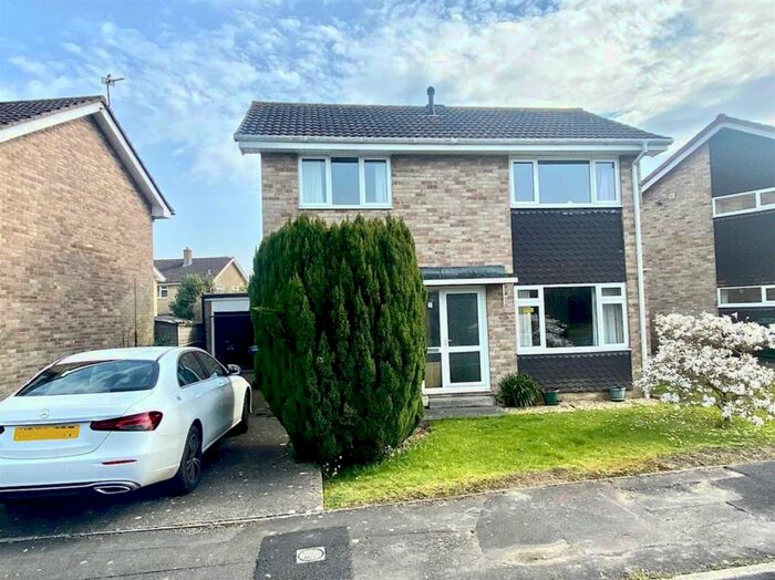 3 Bedroom Detached House To Rent In Hollis Way, Southwick, Trowbridge, BA14