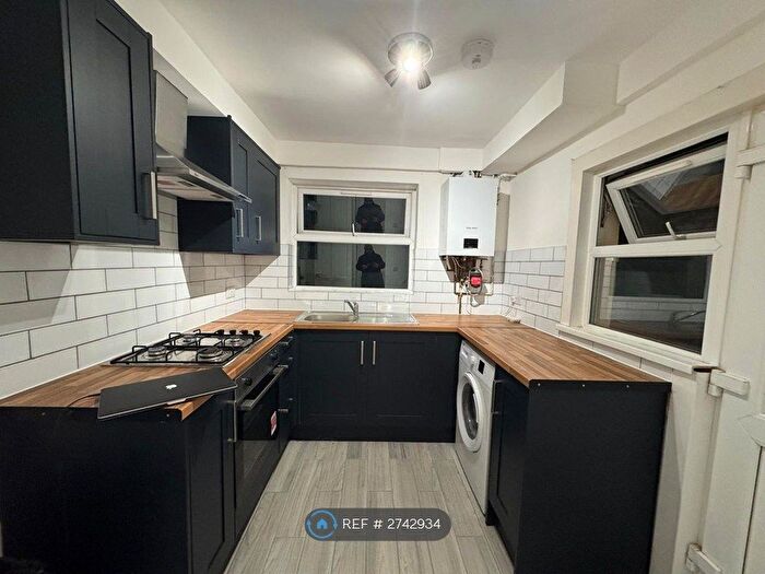 3 Bedroom Terraced House To Rent In Latimer Avenue, London, E6