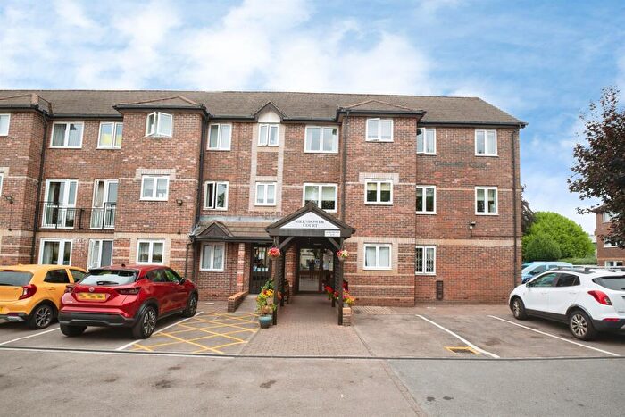 1 Bedroom Flat For Sale In Velindre Road, Cardiff, CF14