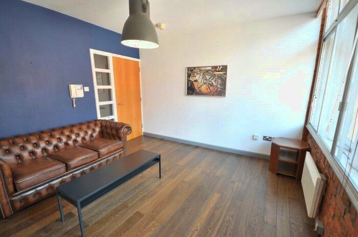 2 Bedroom Apartment To Rent In Princess Street, Manchester City Centre, Manchester, M1