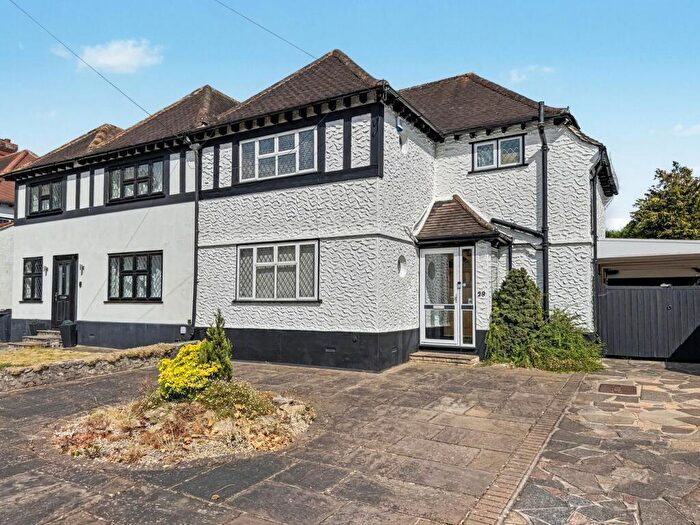 3 Bedroom Semi Detached House For Sale In Priory Avenue, Petts Wood, Orpington, BR5