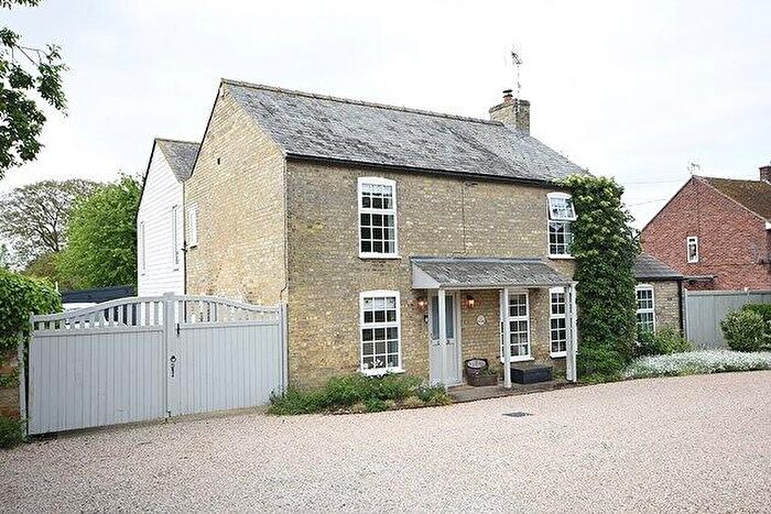 5 Bedroom Detached House For Sale In Upware Road, Upware, CB7