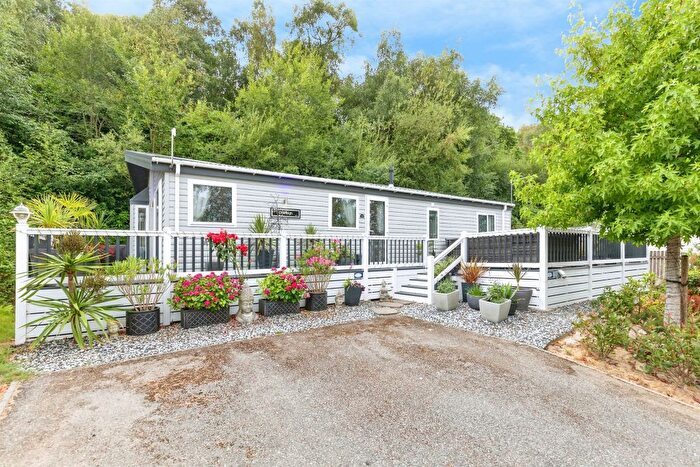 2 Bedroom Mobile/park Home For Sale In Beauport, St. Leonards-On-Sea, TN37