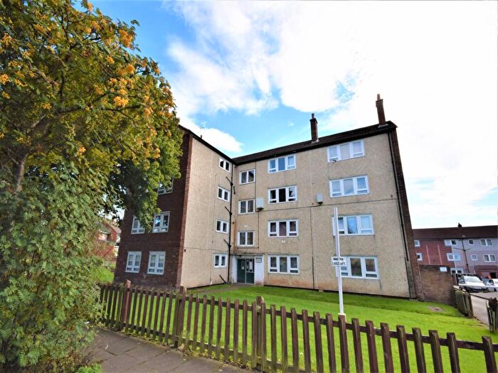2 Bedroom Maisonette To Rent In Woodfield House, Kingsway, Newton, CH2