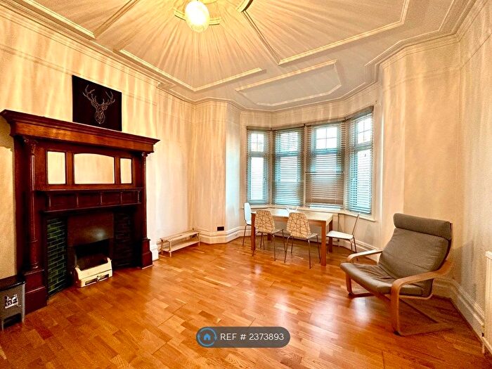 1 Bedroom Flat To Rent In Oakley Avenue, Ealing, W5