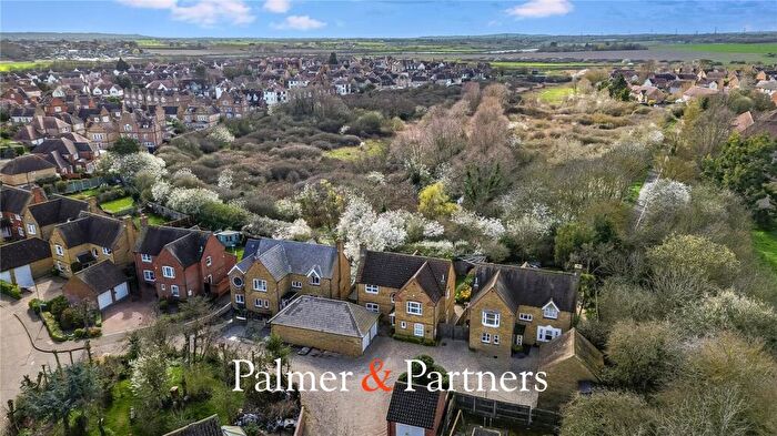 4 Bedroom Detached House For Sale In Chamberlains Ride, South Woodham Ferrers, Chelmsford, Essex, CM3