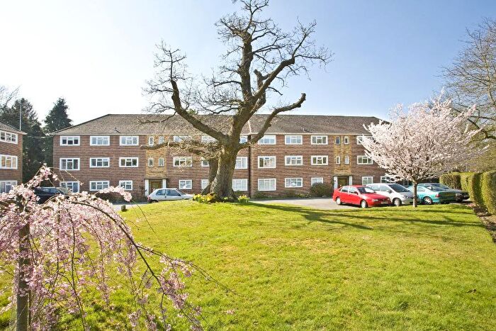 2 Bedroom Flat To Rent In Virginia Water, Surrey, GU25