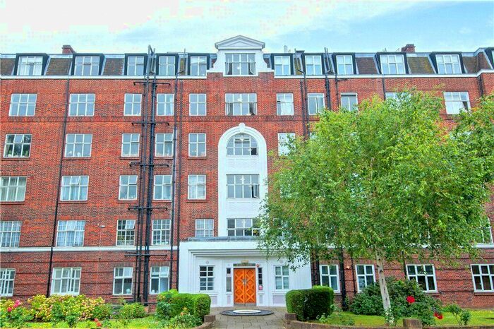 2 Bedroom Flat To Rent In Beverley Court, Wellesley Road, London, W4