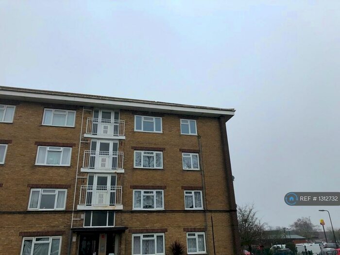 2 Bedroom Flat To Rent In Green Park Road, Southampton, SO16